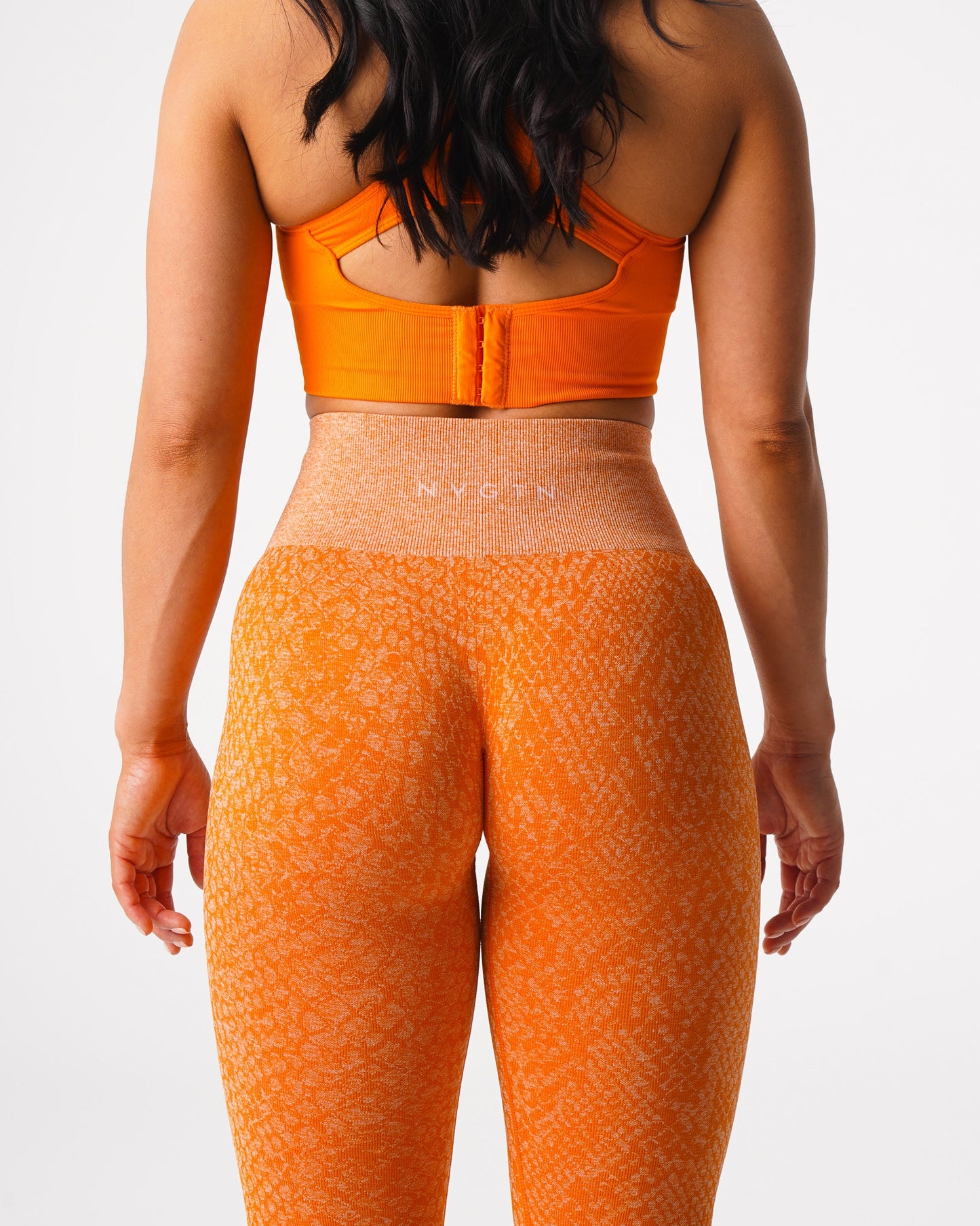 Women Burnt Orange Snakeskin Seamless Leggings - NVGTN
