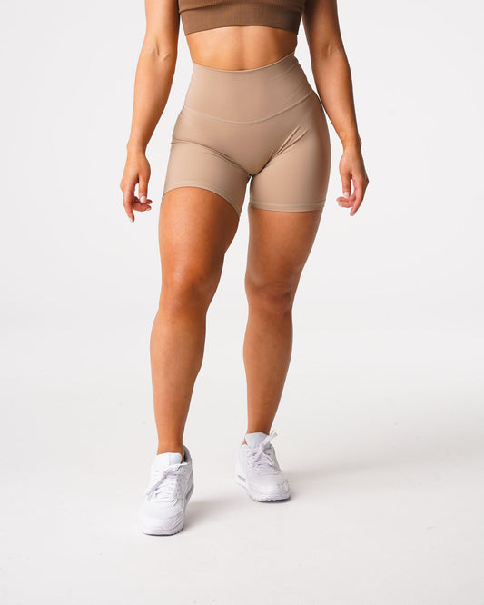 Women Latte Signature 2.0 Shorts - NVGTN