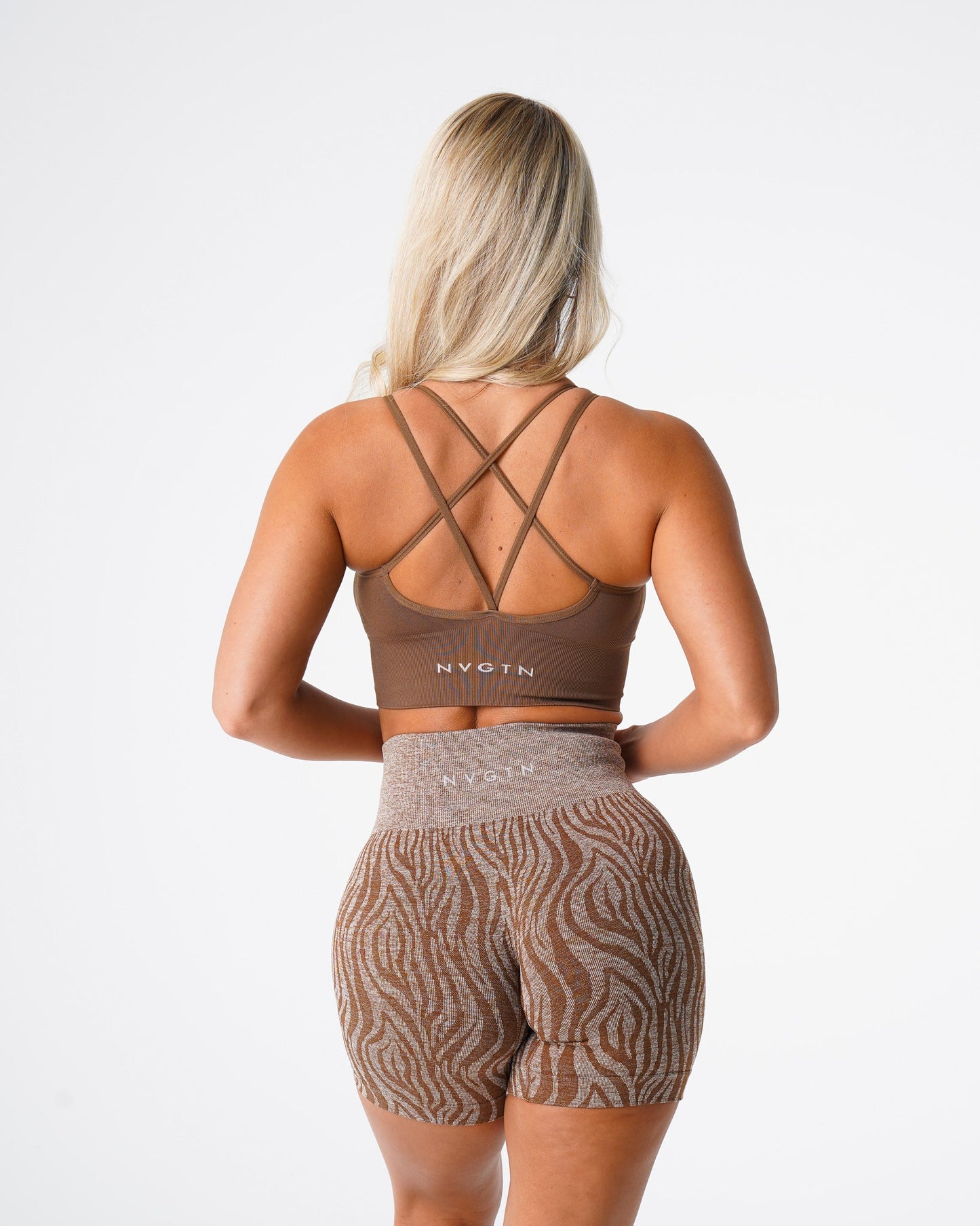 Women Mocha Flourish Seamless Bra - NVGTN