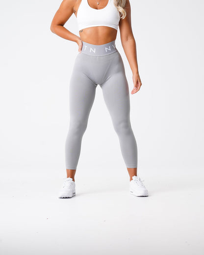 Women Light Grey Sport Seamless Leggings - NVGTN