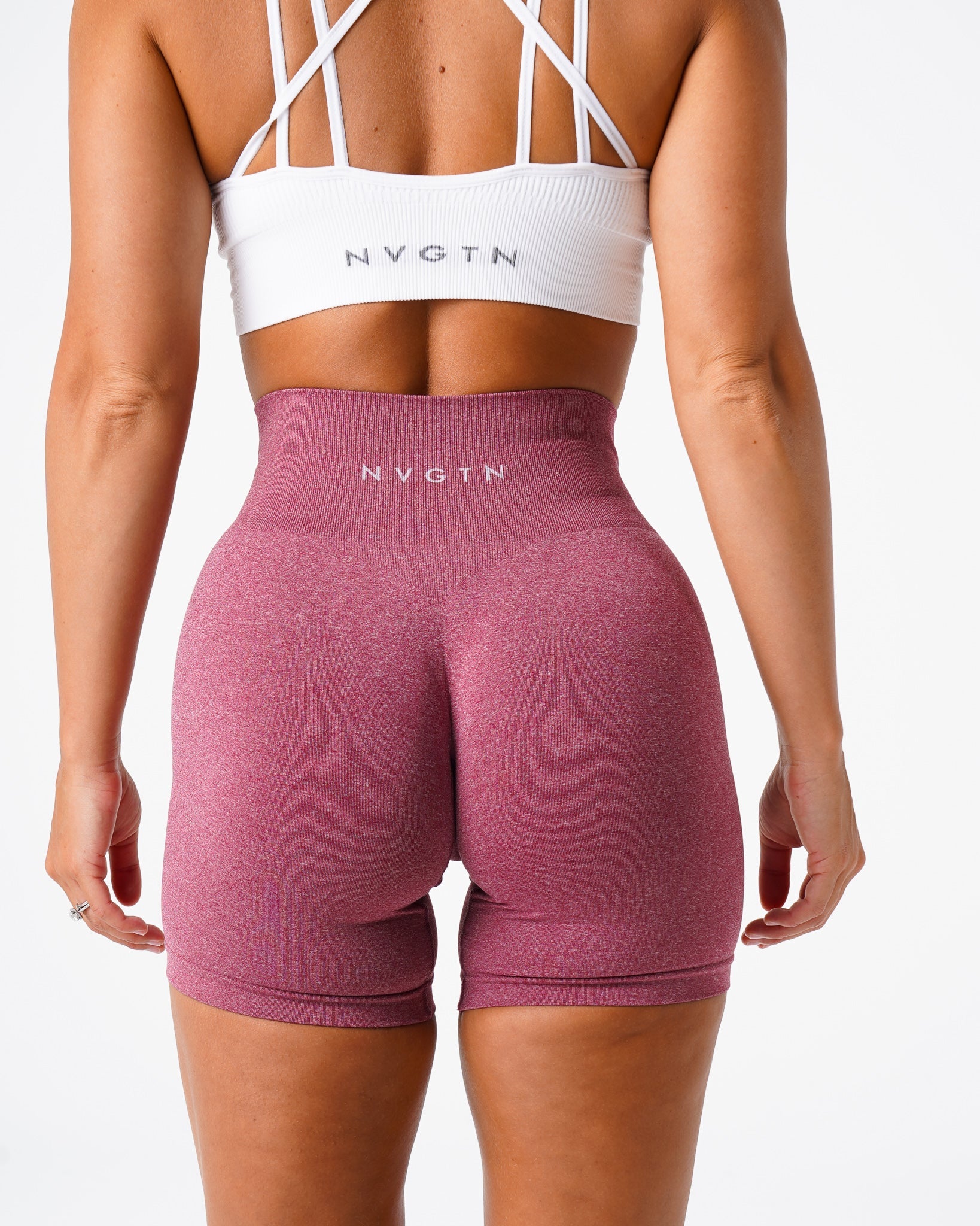 Women Maroon Pro Seamless Shorts - NVGTN