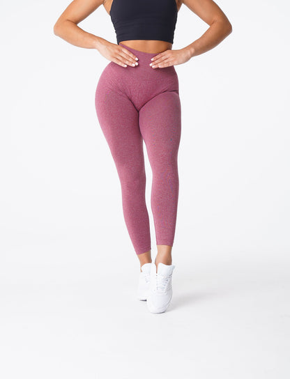 Women Maroon Curve Seamless Leggings - NVGTN