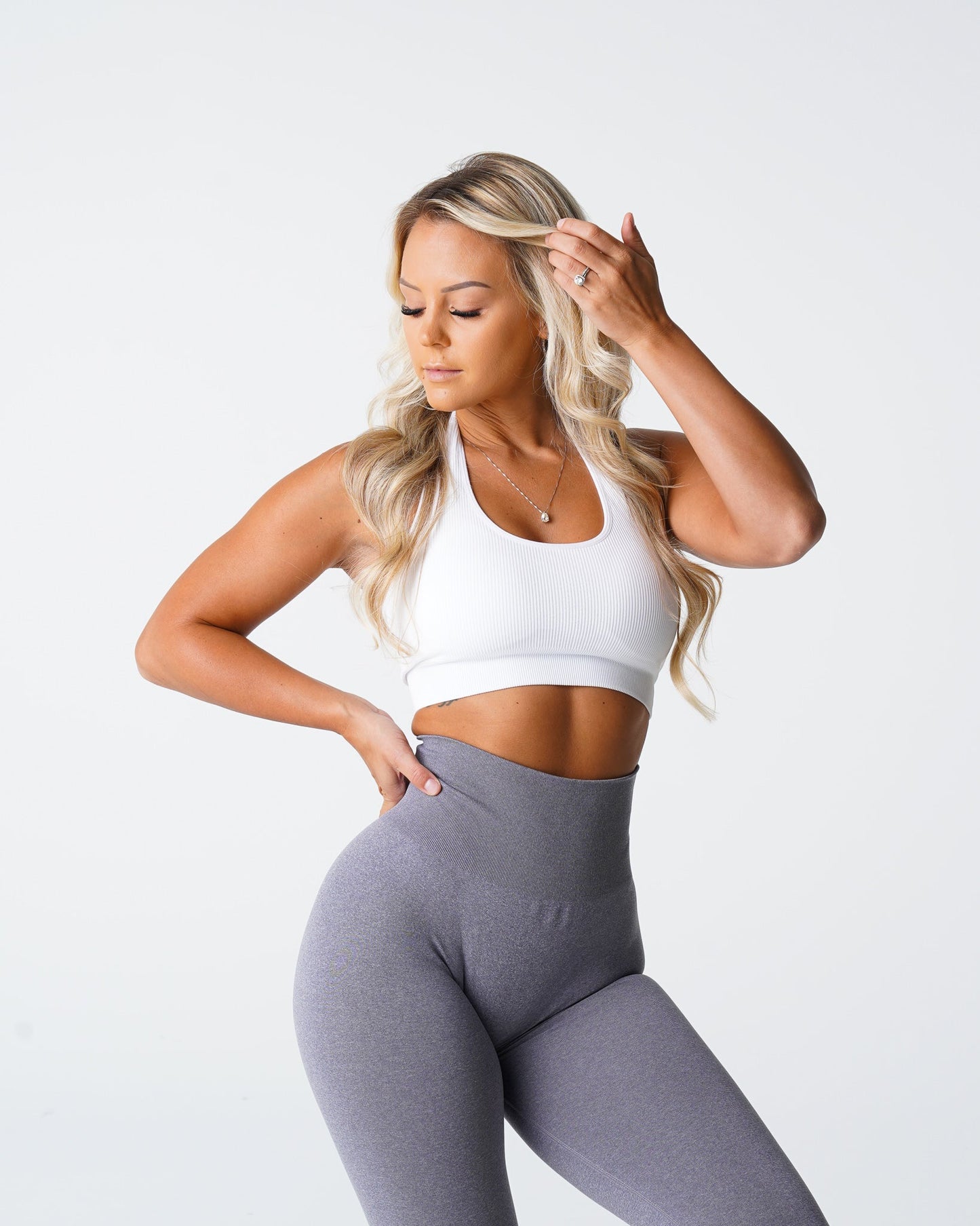 Women White Limitless Ribbed Seamless Halter Bra - NVGTN