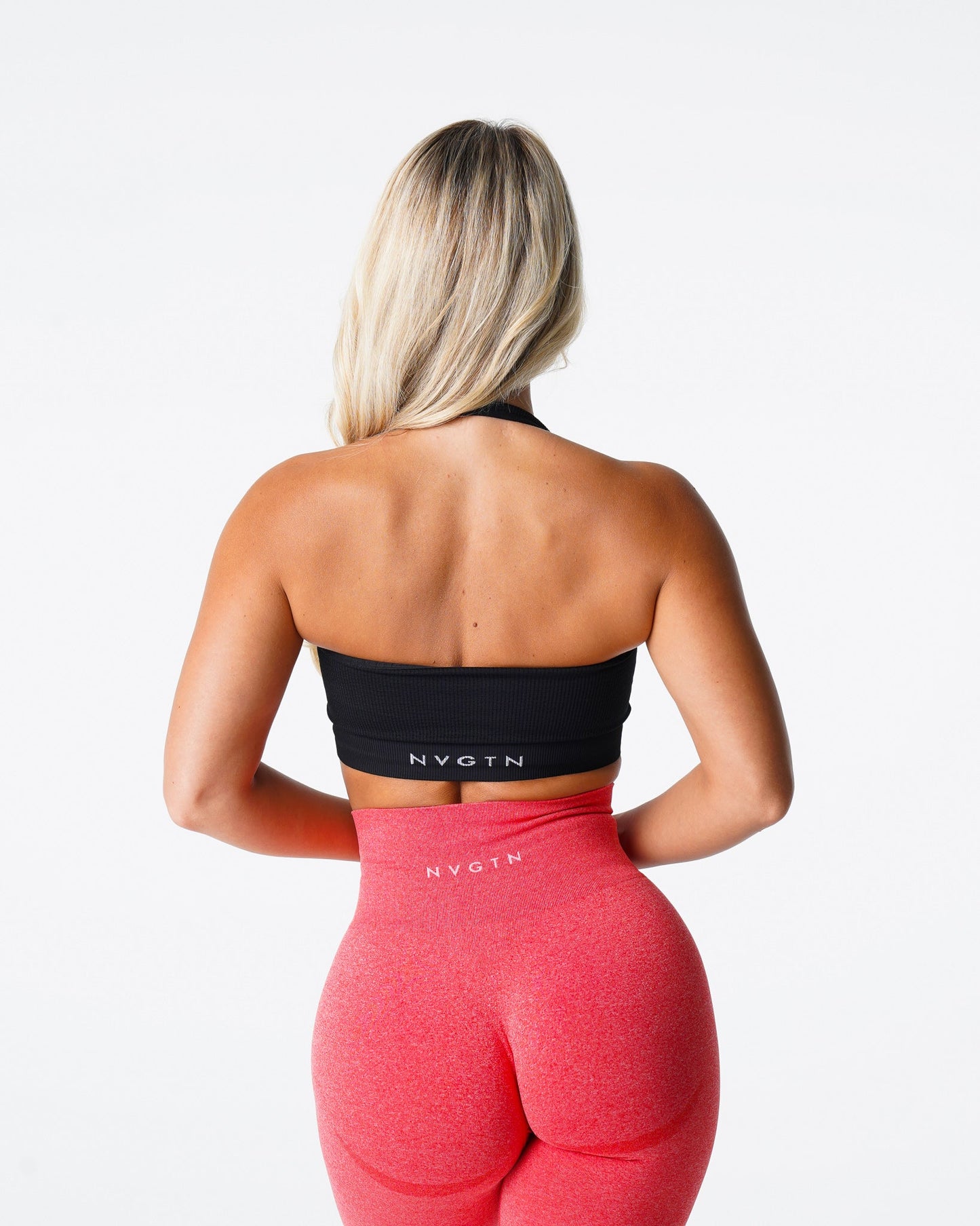 Women Black Limitless Ribbed Seamless Halter Bra - NVGTN