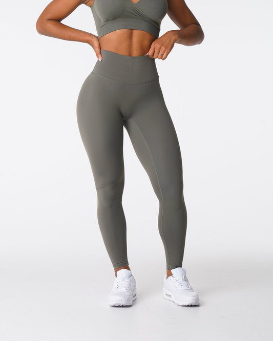 Women Khaki Green Signature 2.0 Leggings - NVGTN
