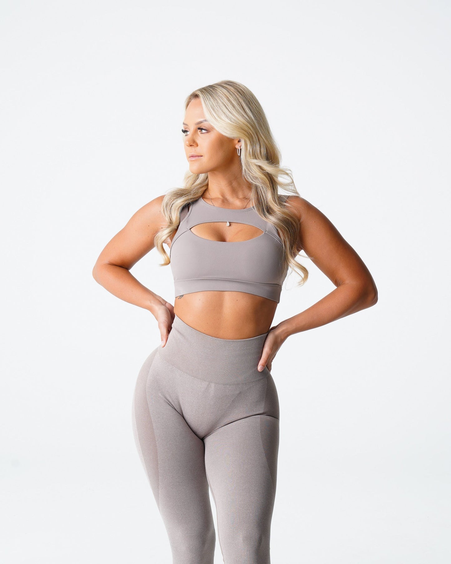 Women Taupe Apex Bra - NVGTN