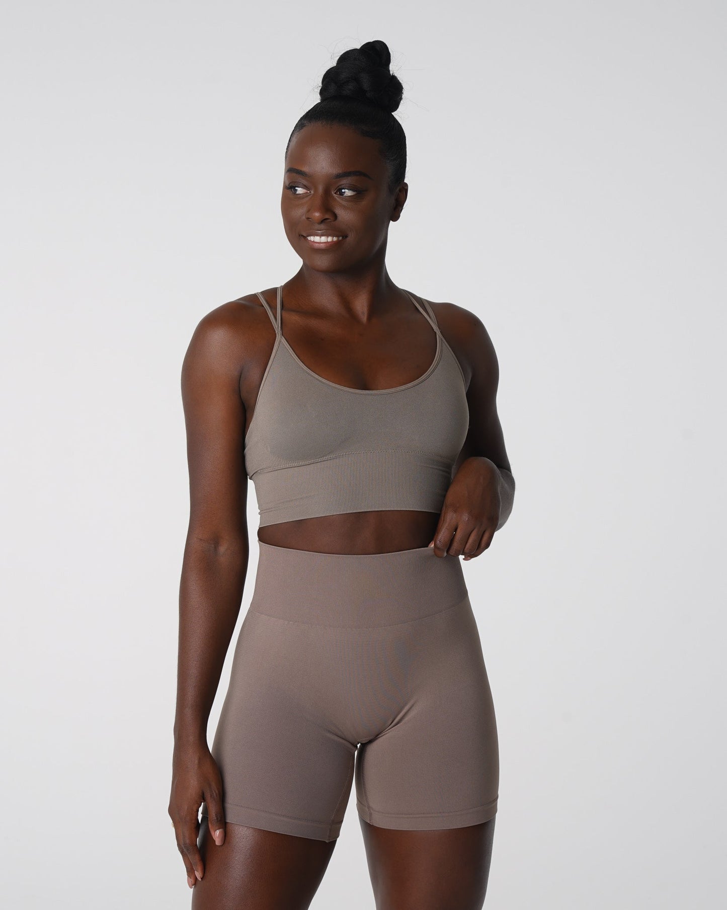 Women Taupe Flourish Seamless Bra - NVGTN