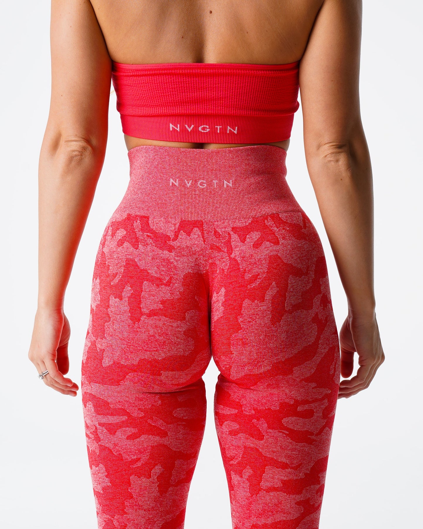 Women Candy Apple Camo Seamless Leggings - NVGTN
