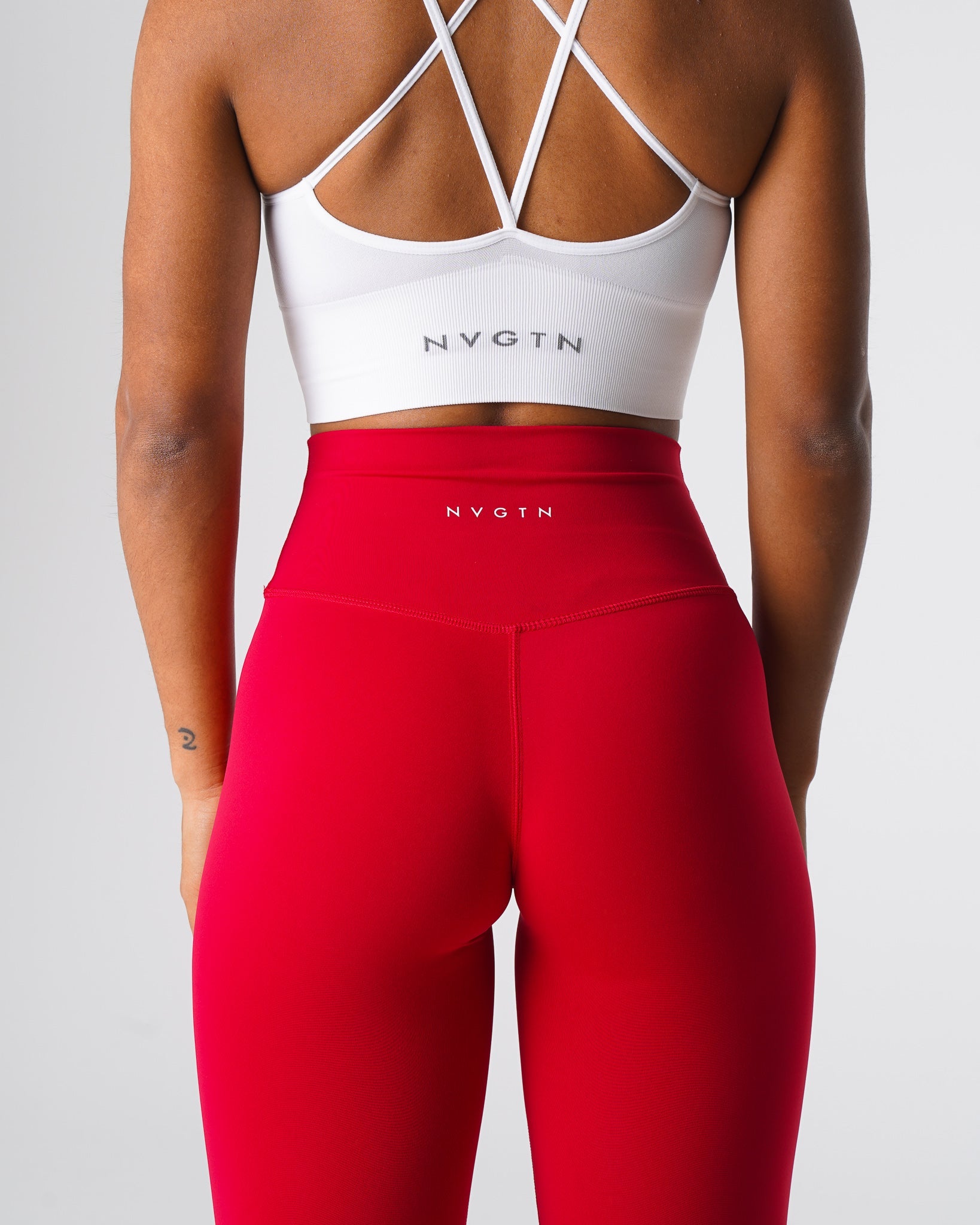 Women Red Wine Signature 2.0 Leggings - NVGTN