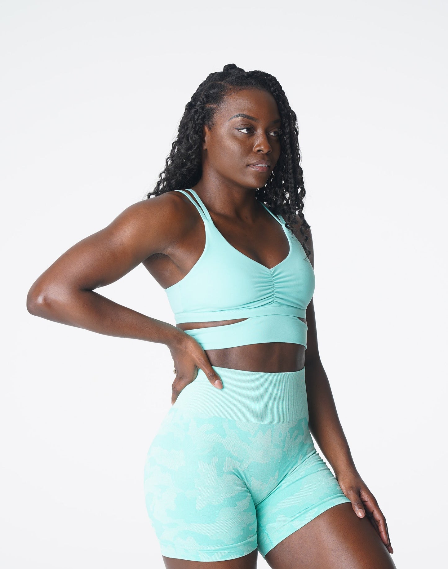 Women Mint Revolve Bra - NVGTN