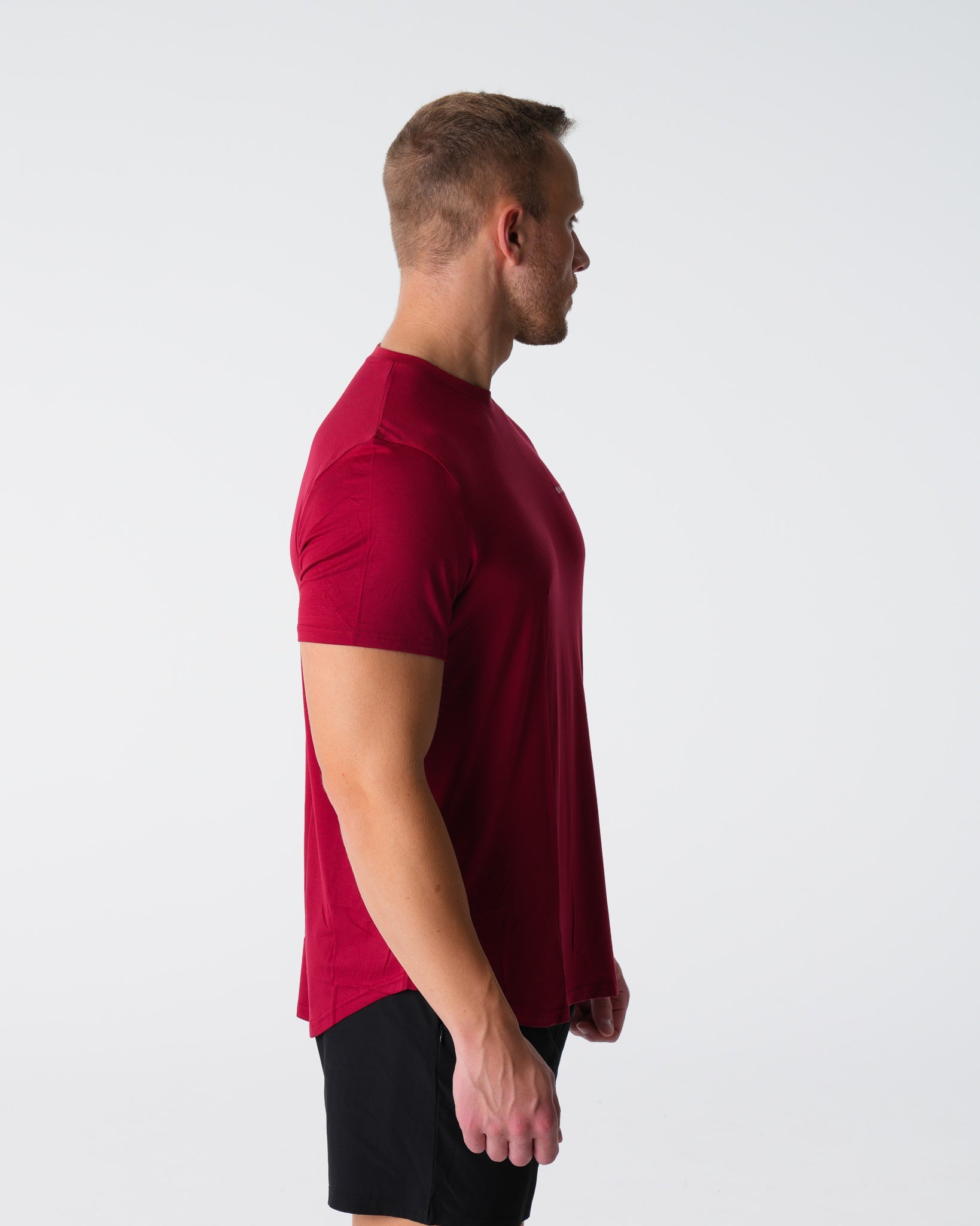 Men Crimson Tech Fitted Tee - NVGTN