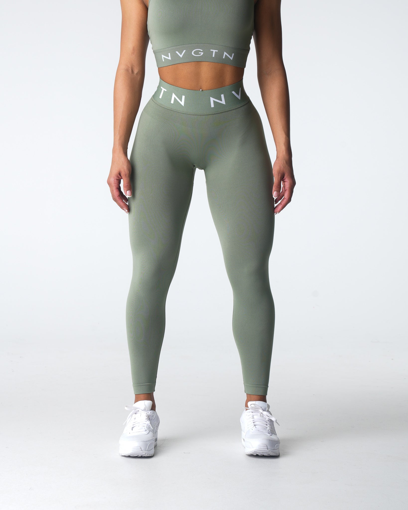 Women Sage Green Sport Seamless Leggings - NVGTN