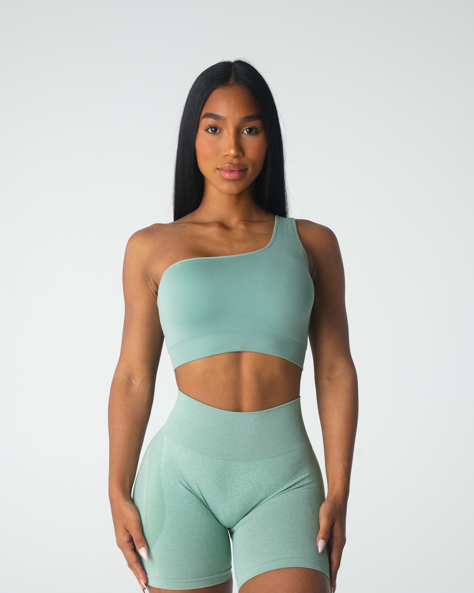 Women Sage Green Passion Seamless Bra - NVGTN