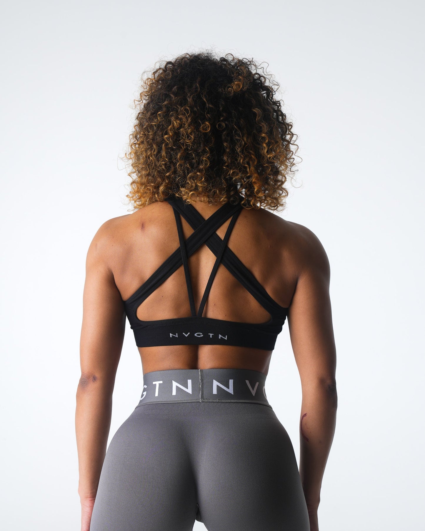 Women Black Inspire Seamless Bra - NVGTN