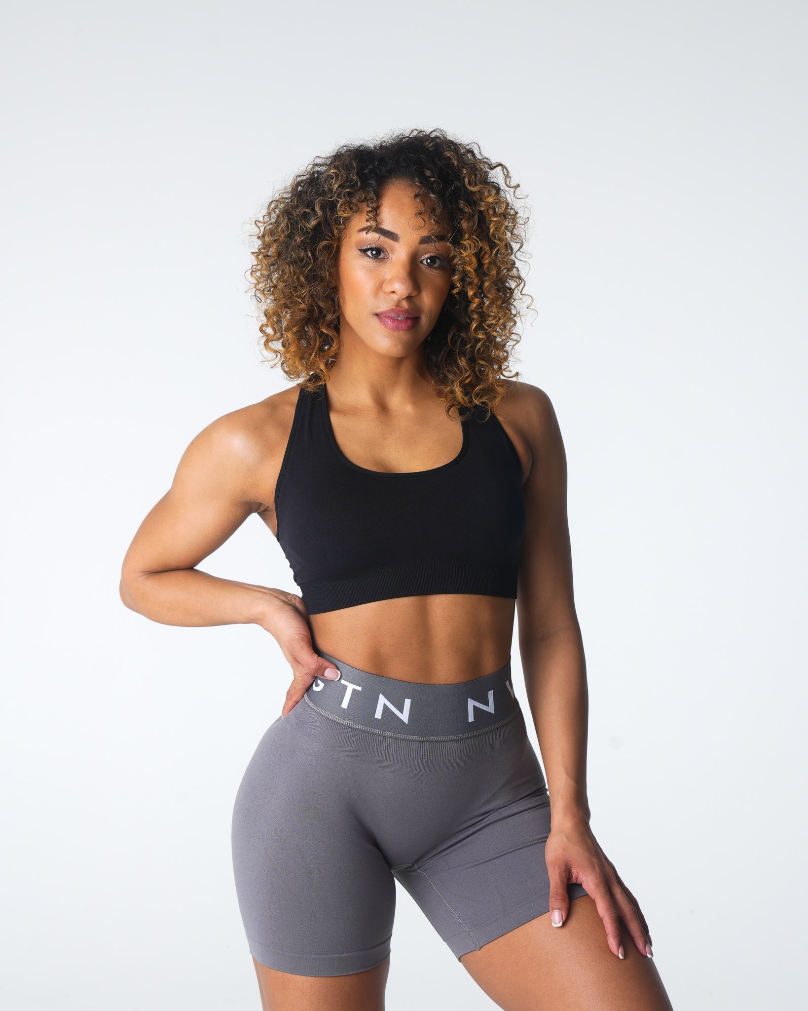 Women Black Inspire Seamless Bra - NVGTN