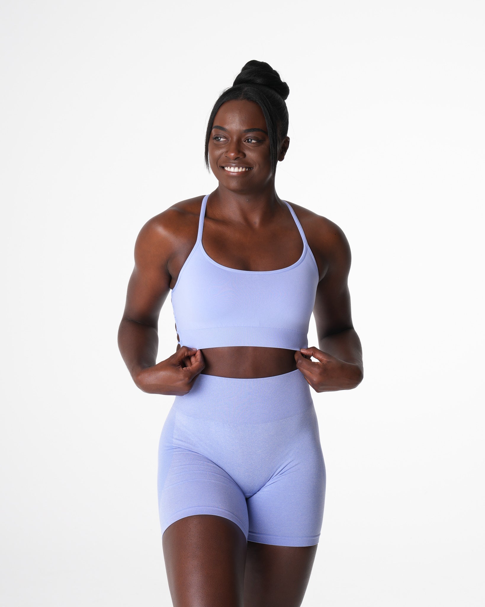 Women Periwinkle Invincible Seamless Bra - NVGTN