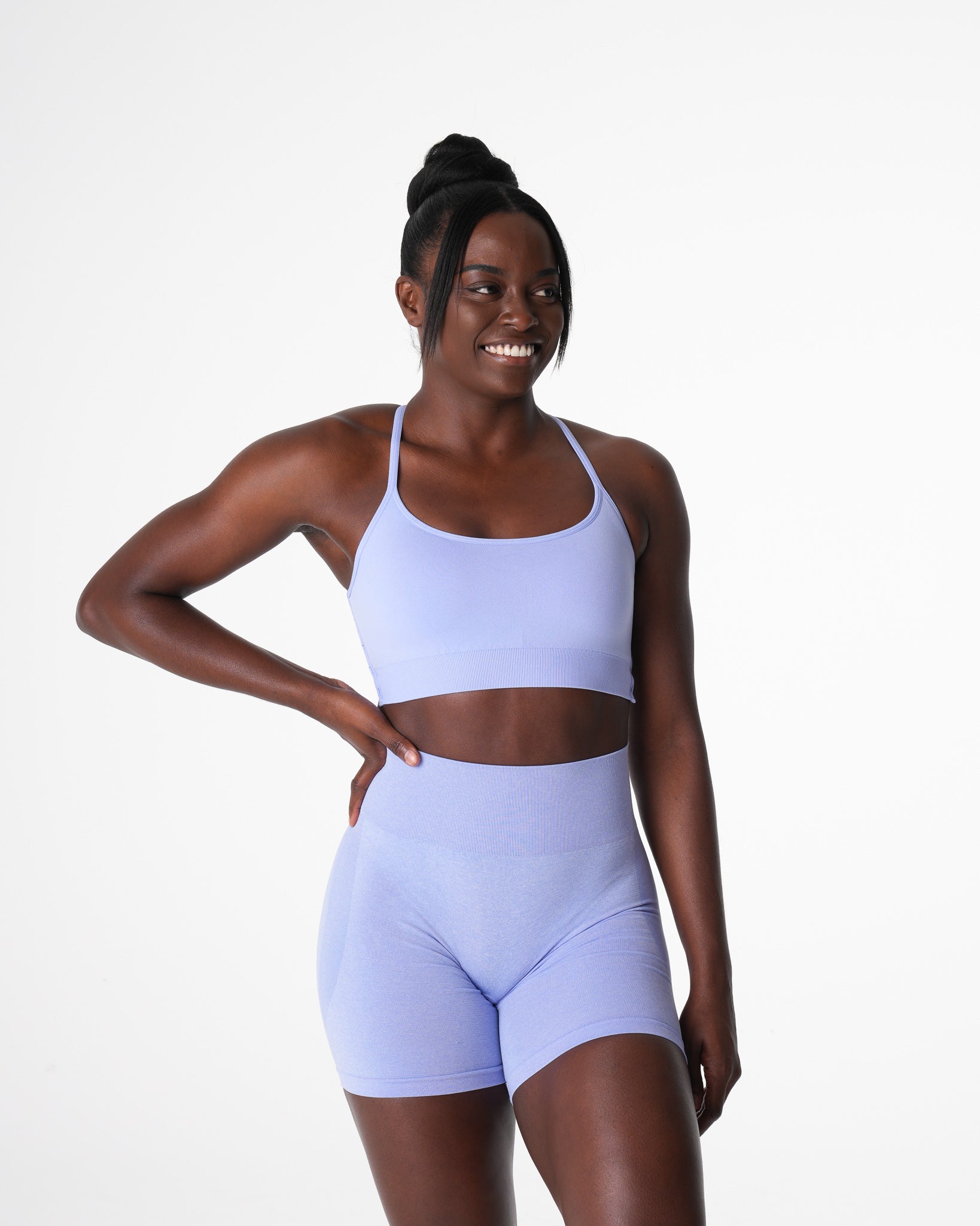 Women Periwinkle Invincible Seamless Bra - NVGTN