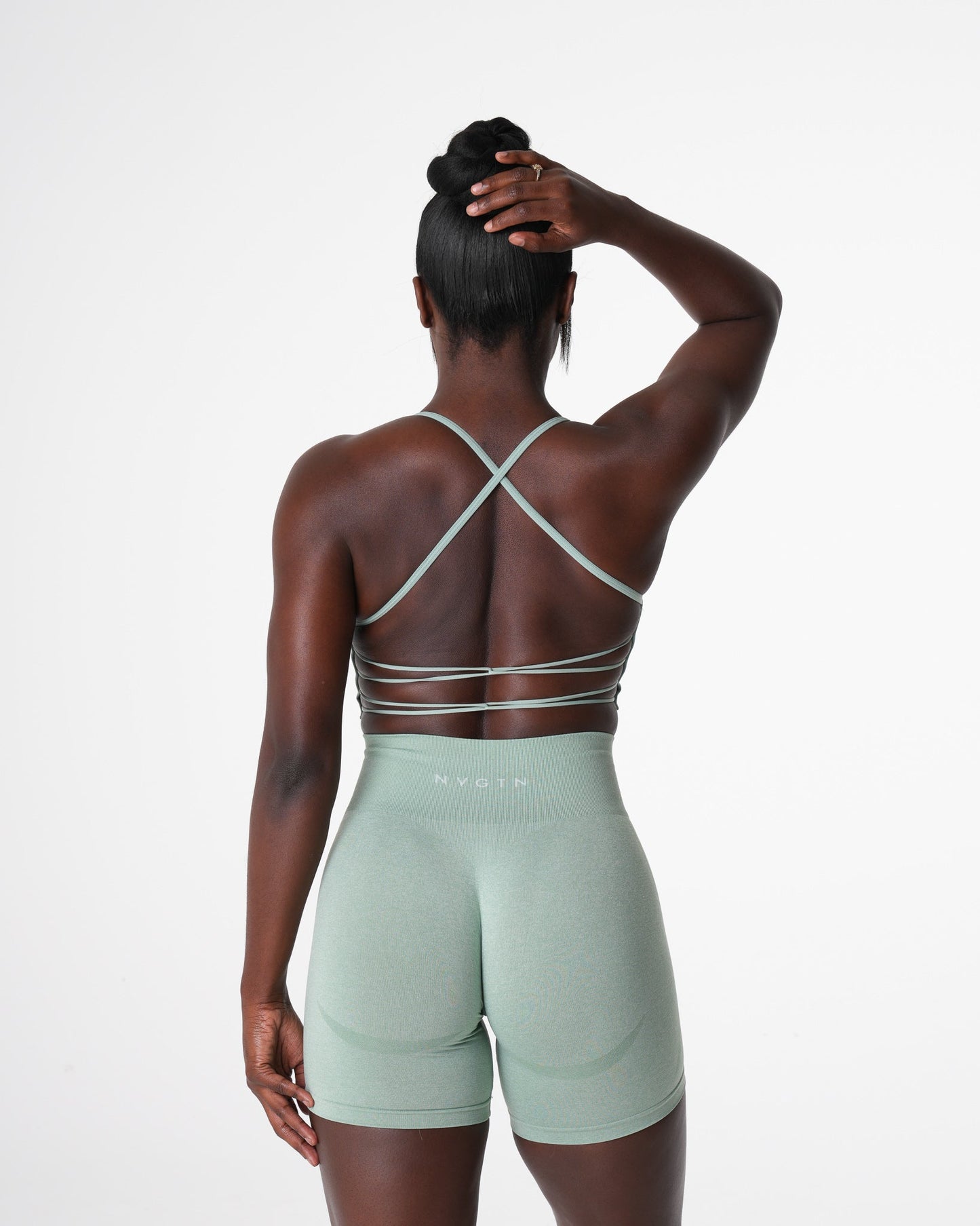 Women Sage Green Invincible Seamless Bra - NVGTN