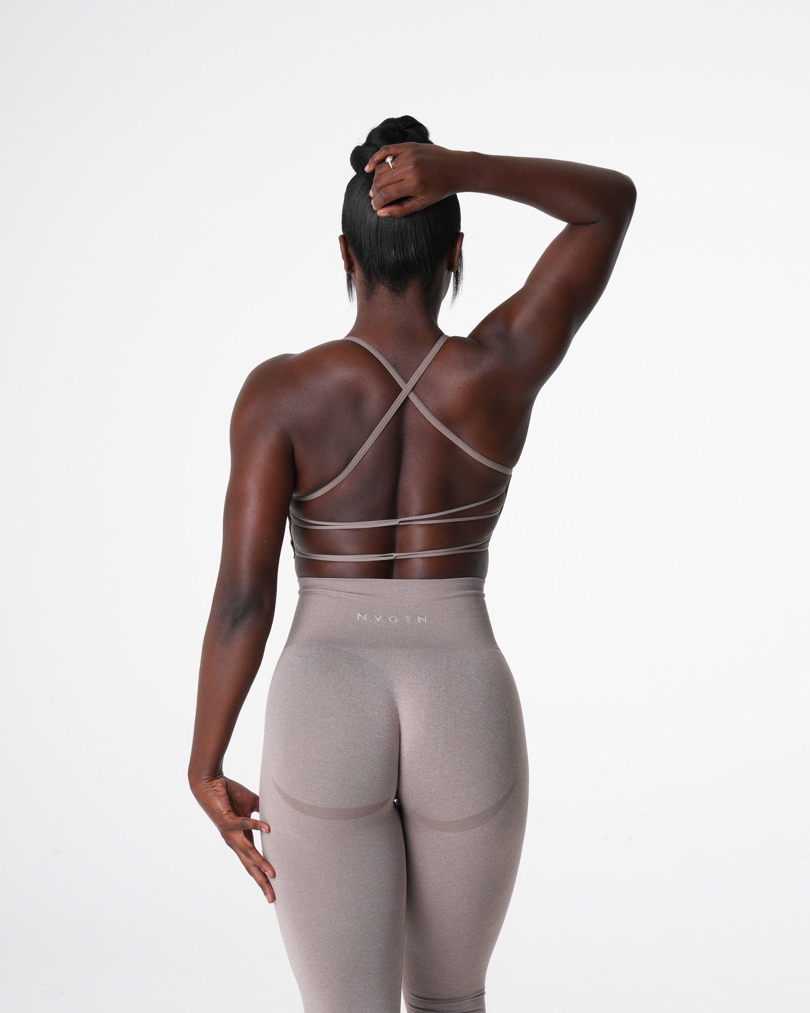 Women Taupe Invincible Seamless Bra - NVGTN