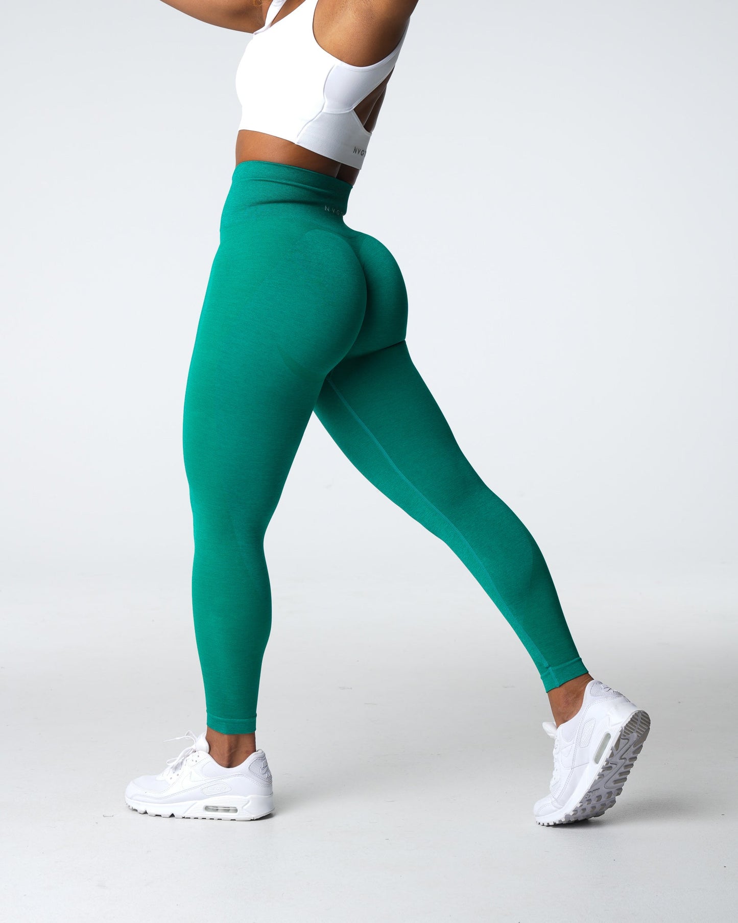 Women Jade Contour 2.0 Seamless Leggings - NVGTN