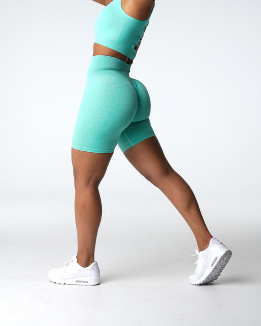 Women Mint Scrunch Seamless Shorts - NVGTN