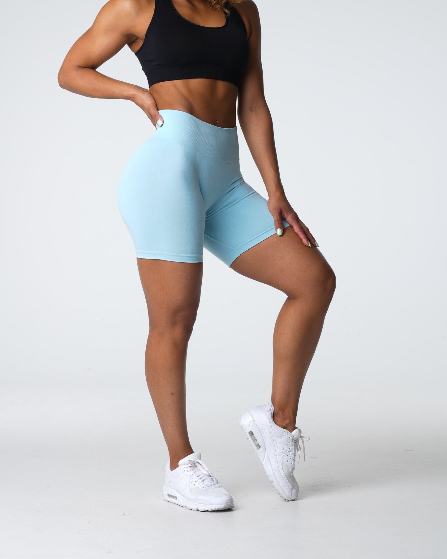 Women Pastel Blue Pro Seamless Shorts - NVGTN