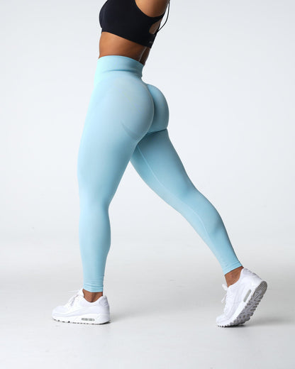 Women Pastel Blue Contour Seamless Leggings - NVGTN