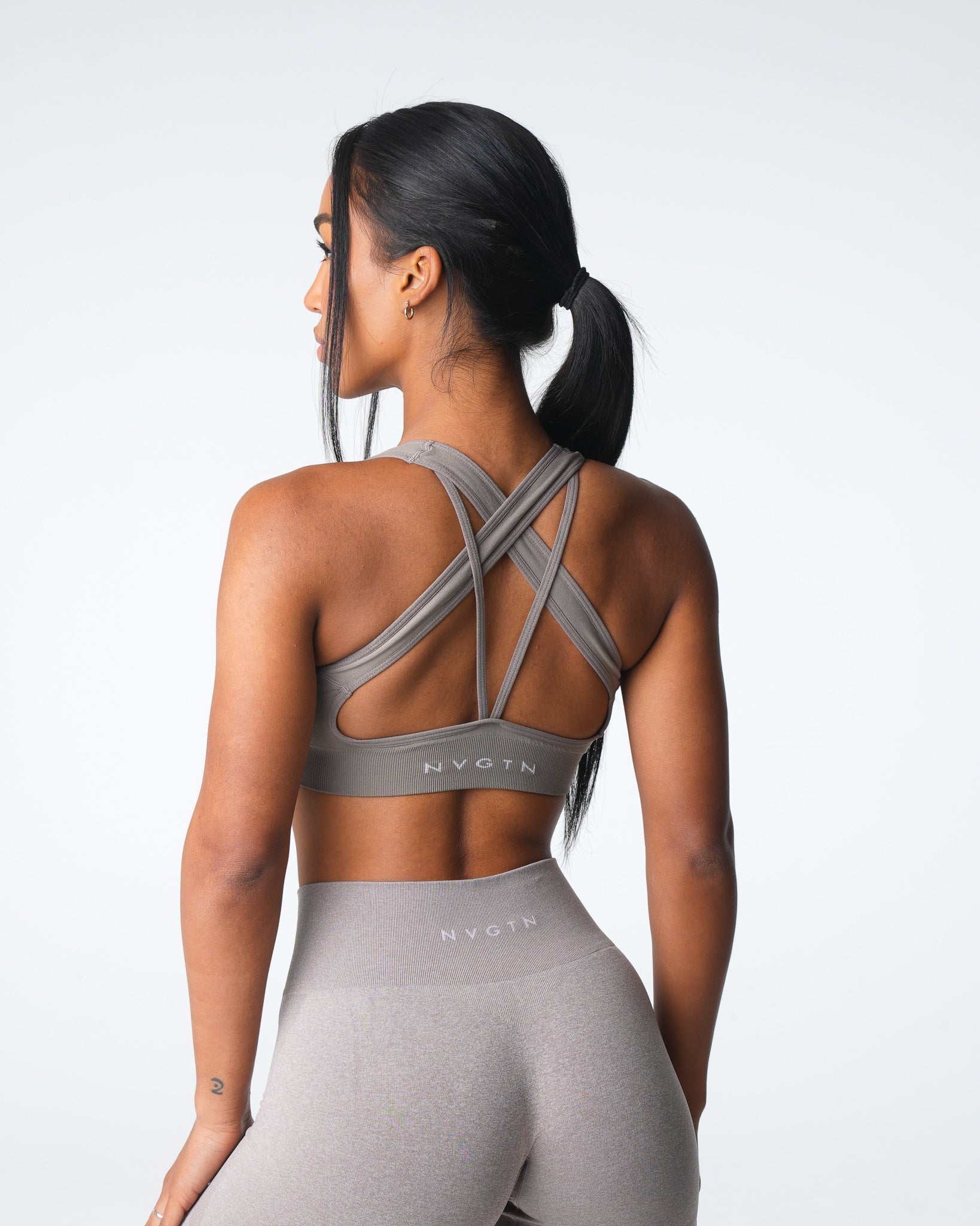 Women Taupe Inspire Seamless Bra - NVGTN