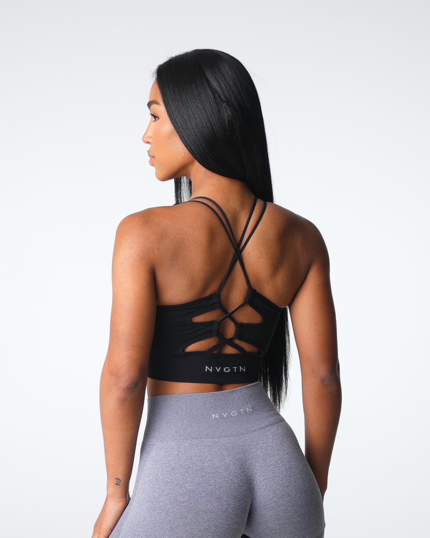 Women Black Thrive Seamless Bra - NVGTN