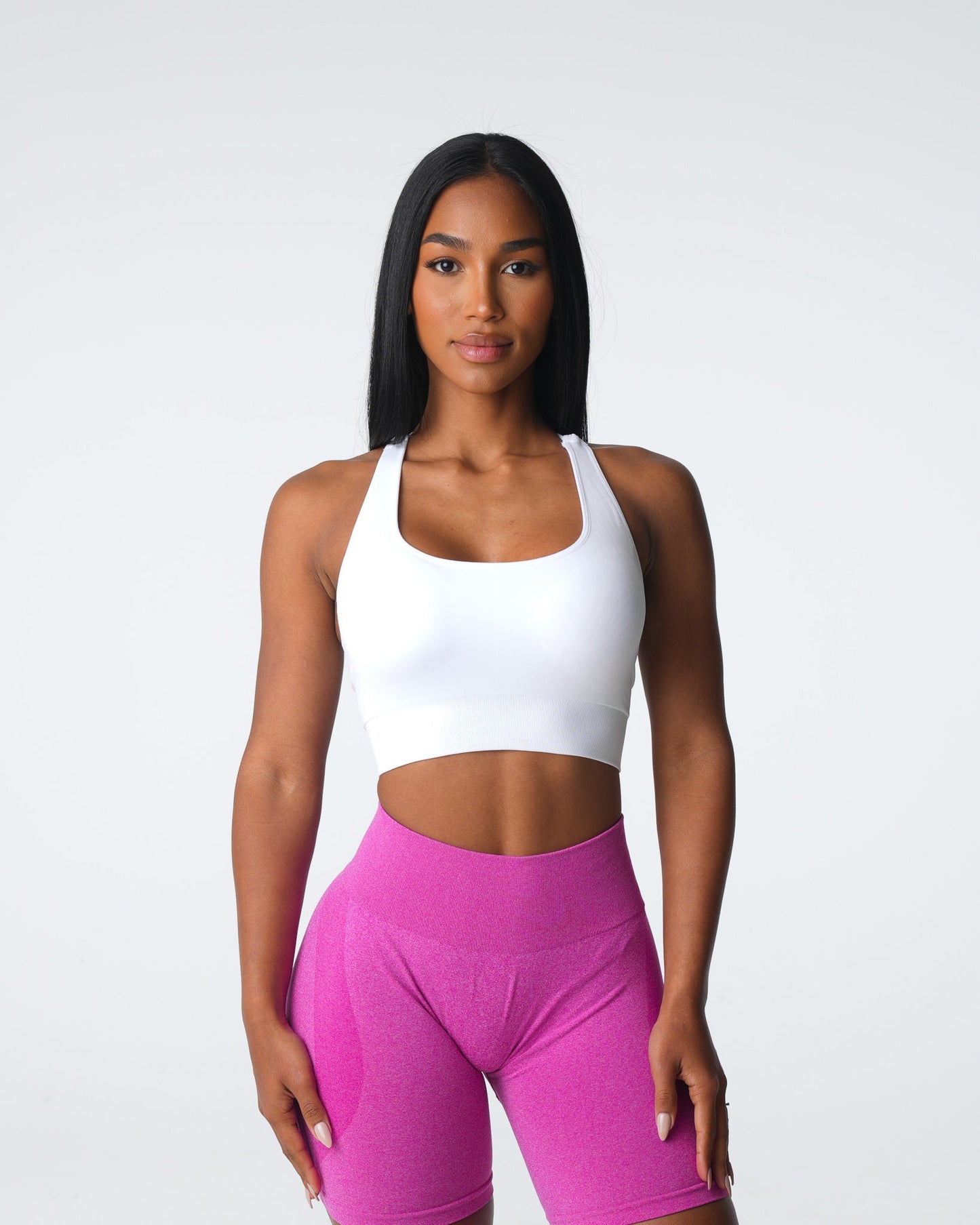 Women White Thrive Seamless Bra - NVGTN