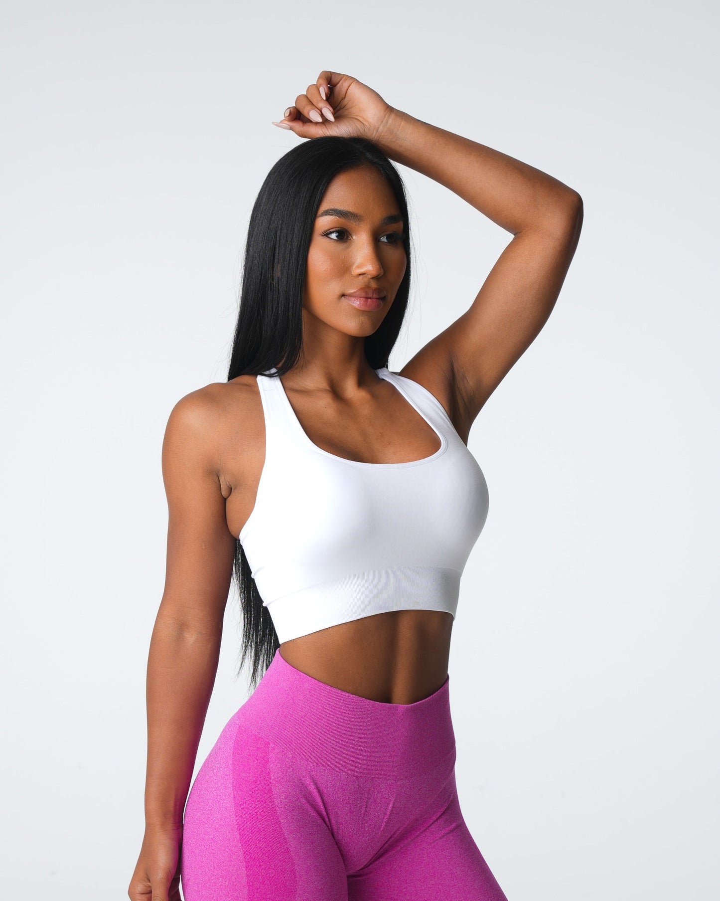 Women White Thrive Seamless Bra - NVGTN