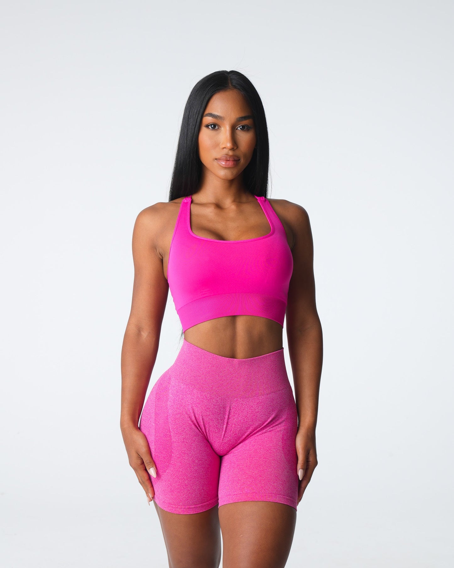 Women Fuchsia Thrive Seamless Bra - NVGTN