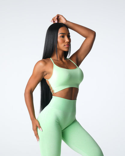 Women Pistachio Invincible Seamless Bra - NVGTN