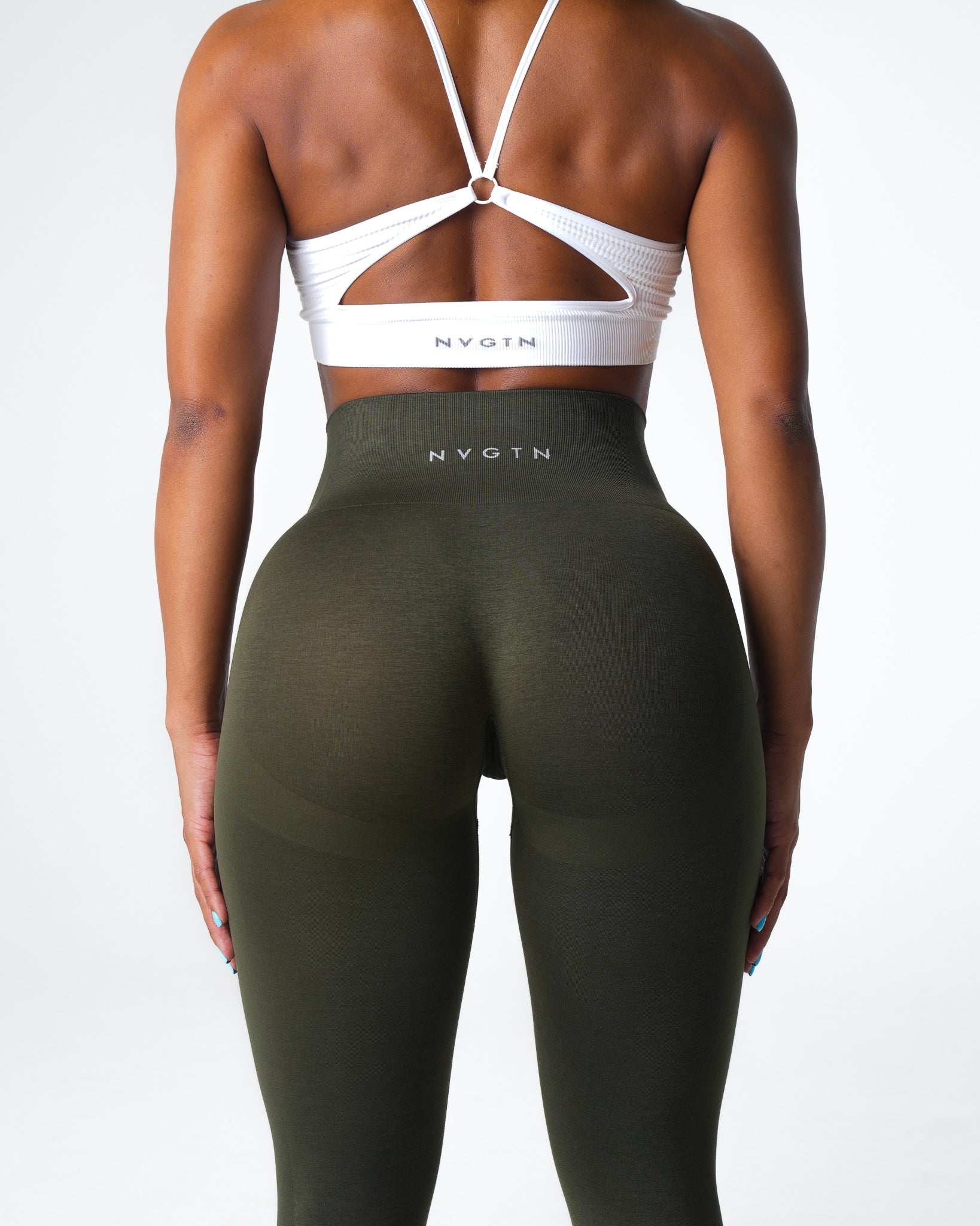 Women Olive Performance Seamless Leggings - NVGTN
