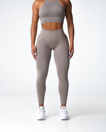 Women Taupe Performance Seamless Leggings - NVGTN