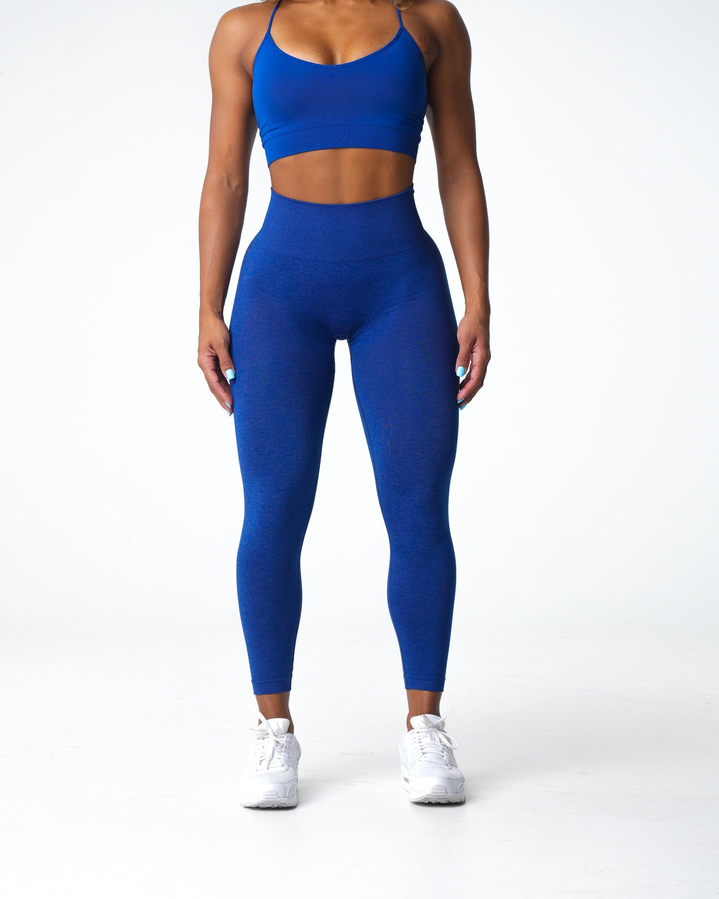 Women Azure Blue Shape Seamless Leggings - NVGTN