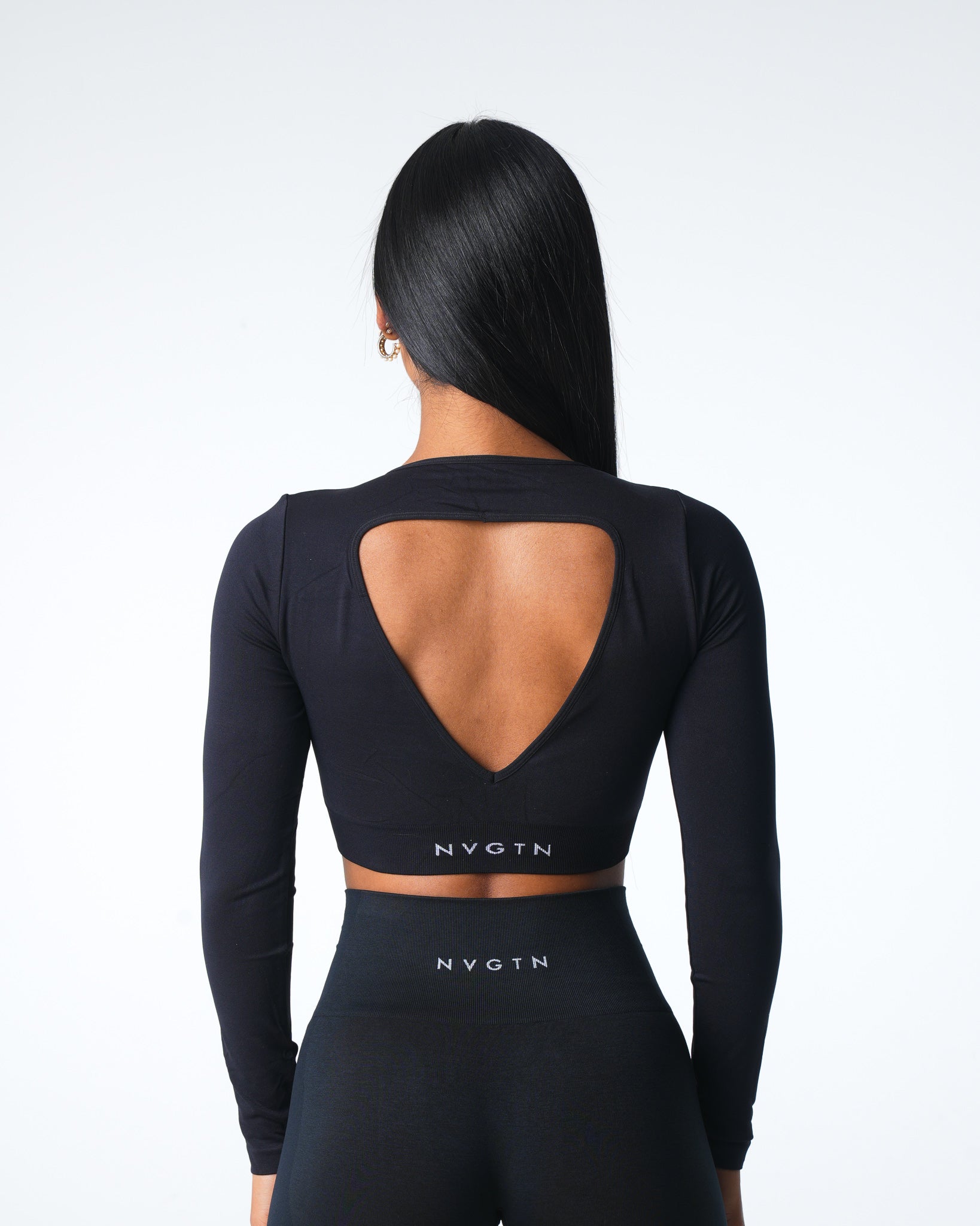 Women Black Journey Long Sleeve Seamless Bra Top - NVGTN