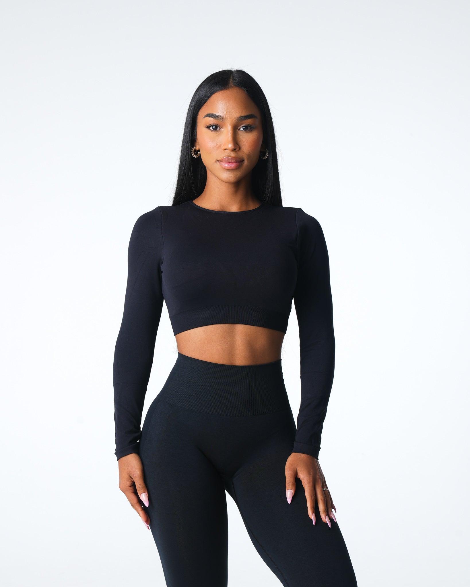 Women Black Journey Long Sleeve Seamless Bra Top - NVGTN
