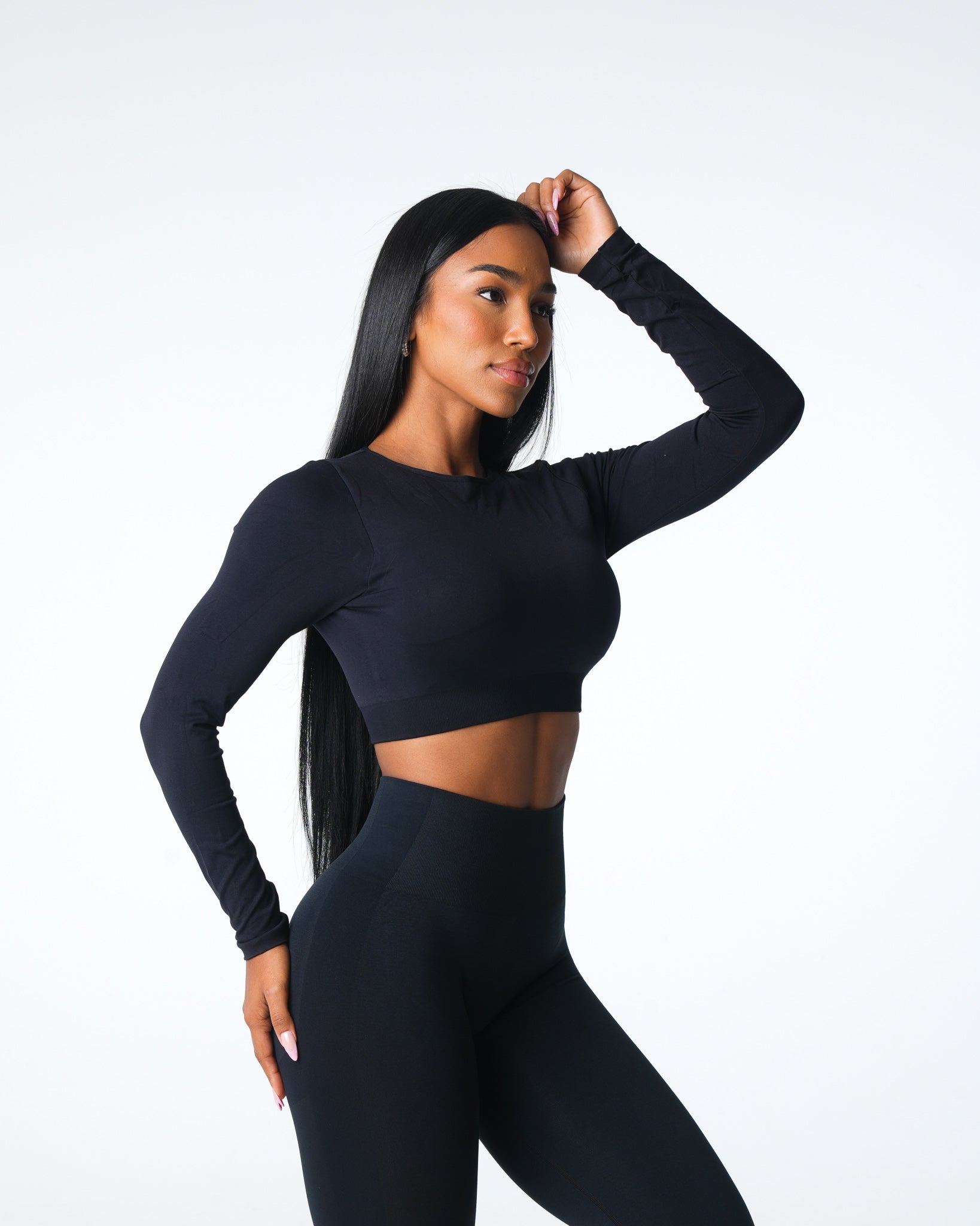 Women Black Journey Long Sleeve Seamless Bra Top - NVGTN