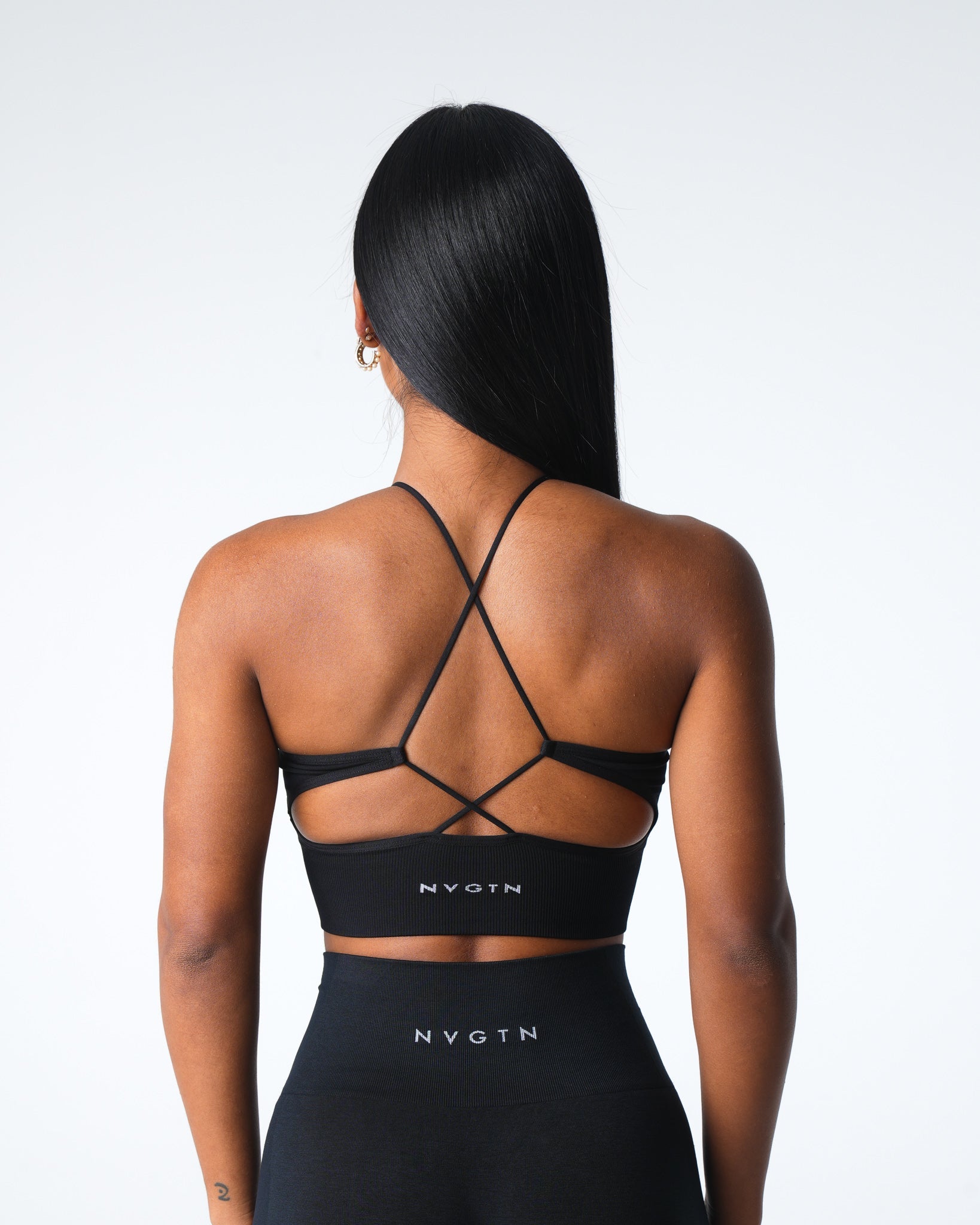 Women Black Embrace Seamless Bra - NVGTN