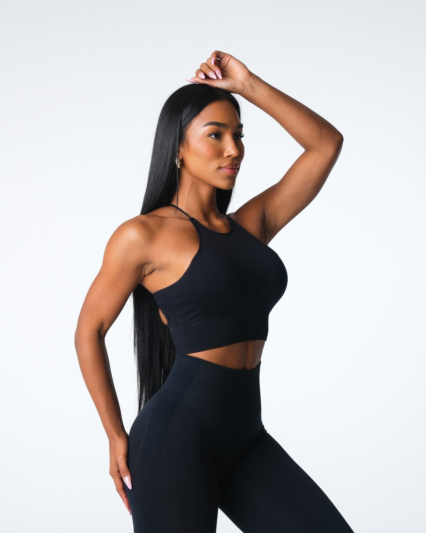 Women Black Embrace Seamless Bra - NVGTN
