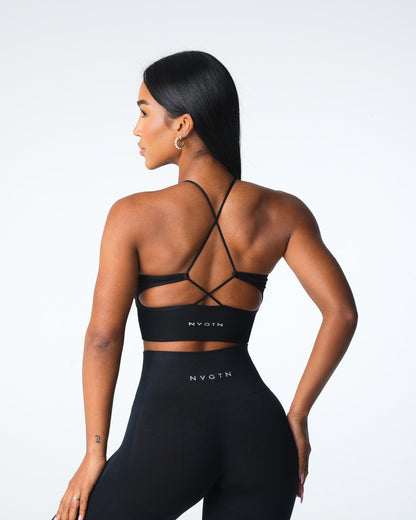 Women Black Embrace Seamless Bra - NVGTN