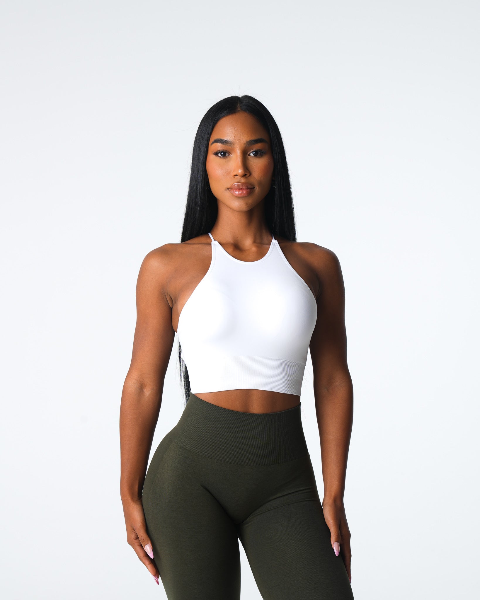 Women White Embrace Seamless Bra - NVGTN