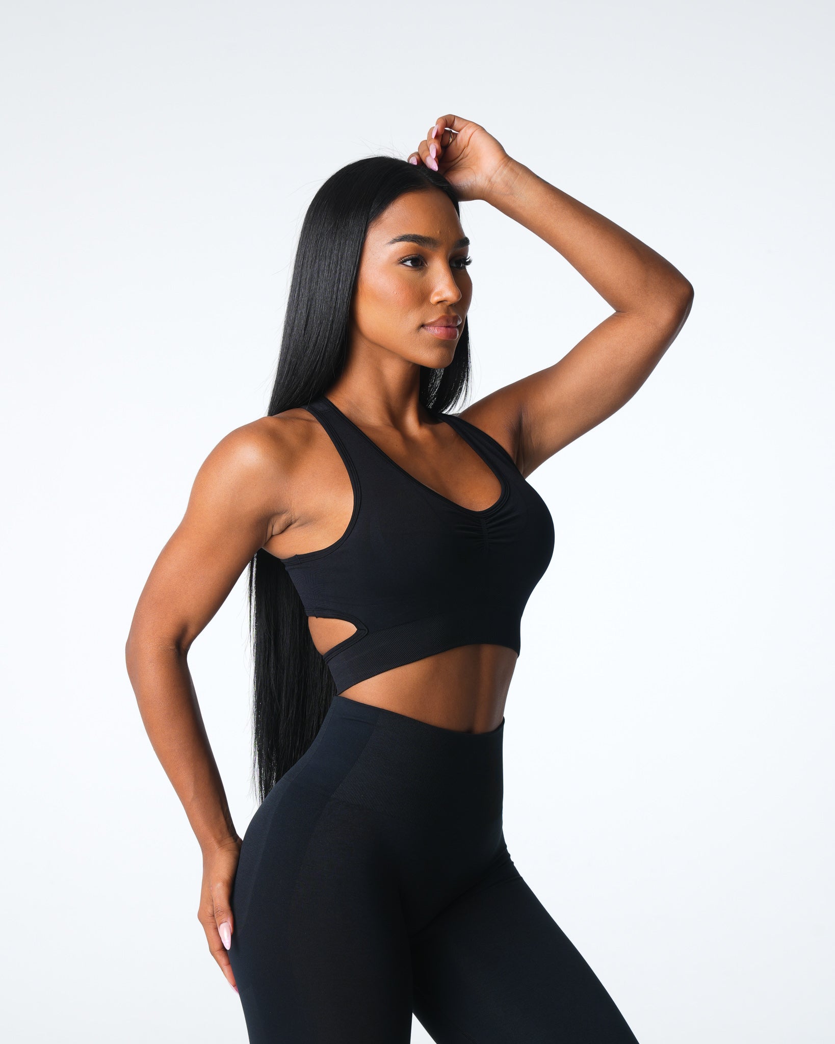 Women Black Rise Seamless Bra - NVGTN