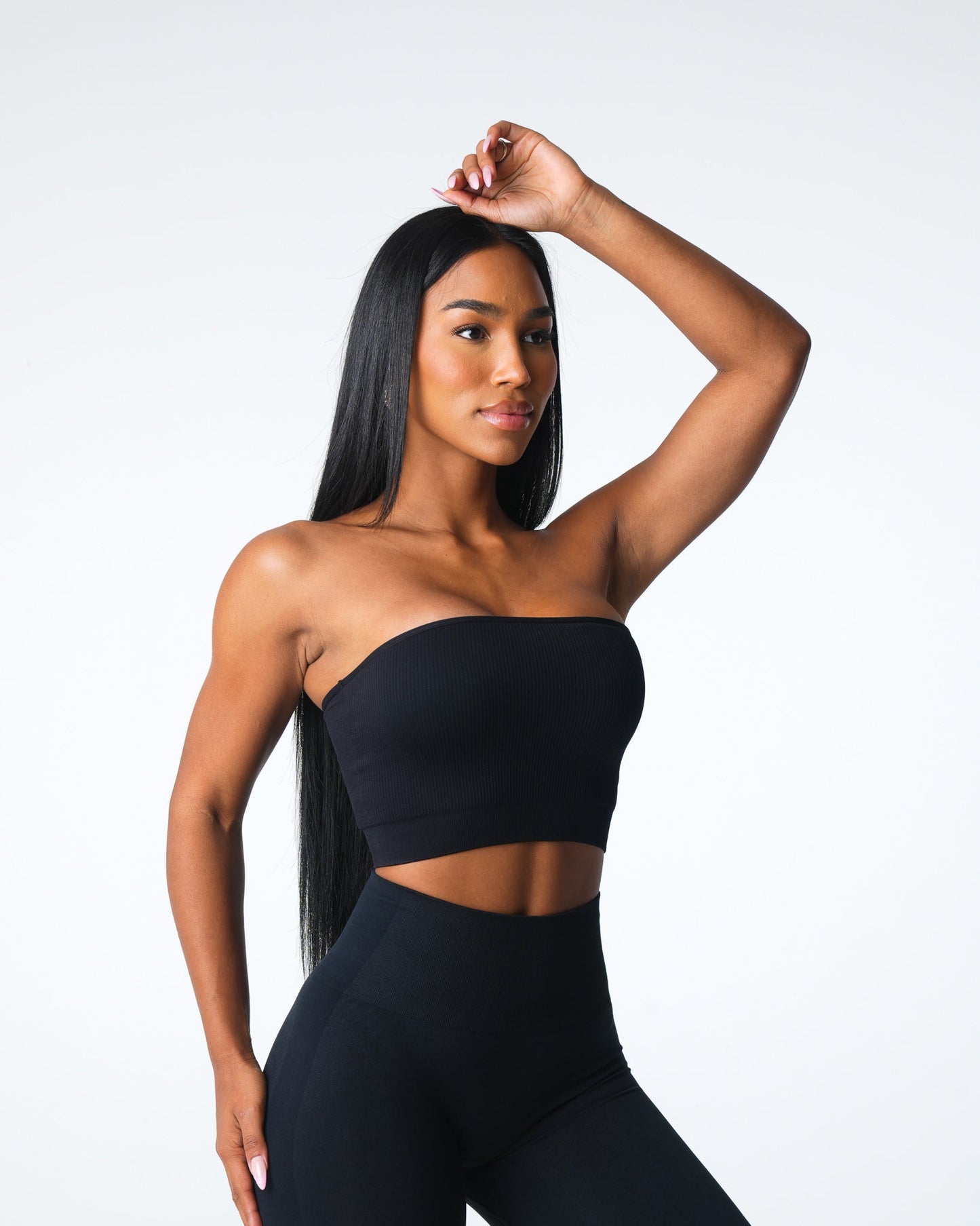 Women Black Conquer Ribbed Seamless Bra - NVGTN