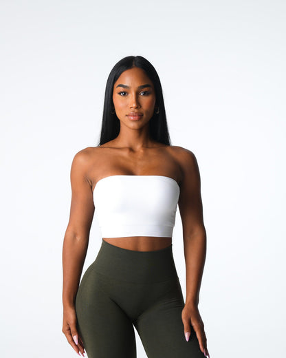 Women White Conquer Ribbed Seamless Bra - NVGTN