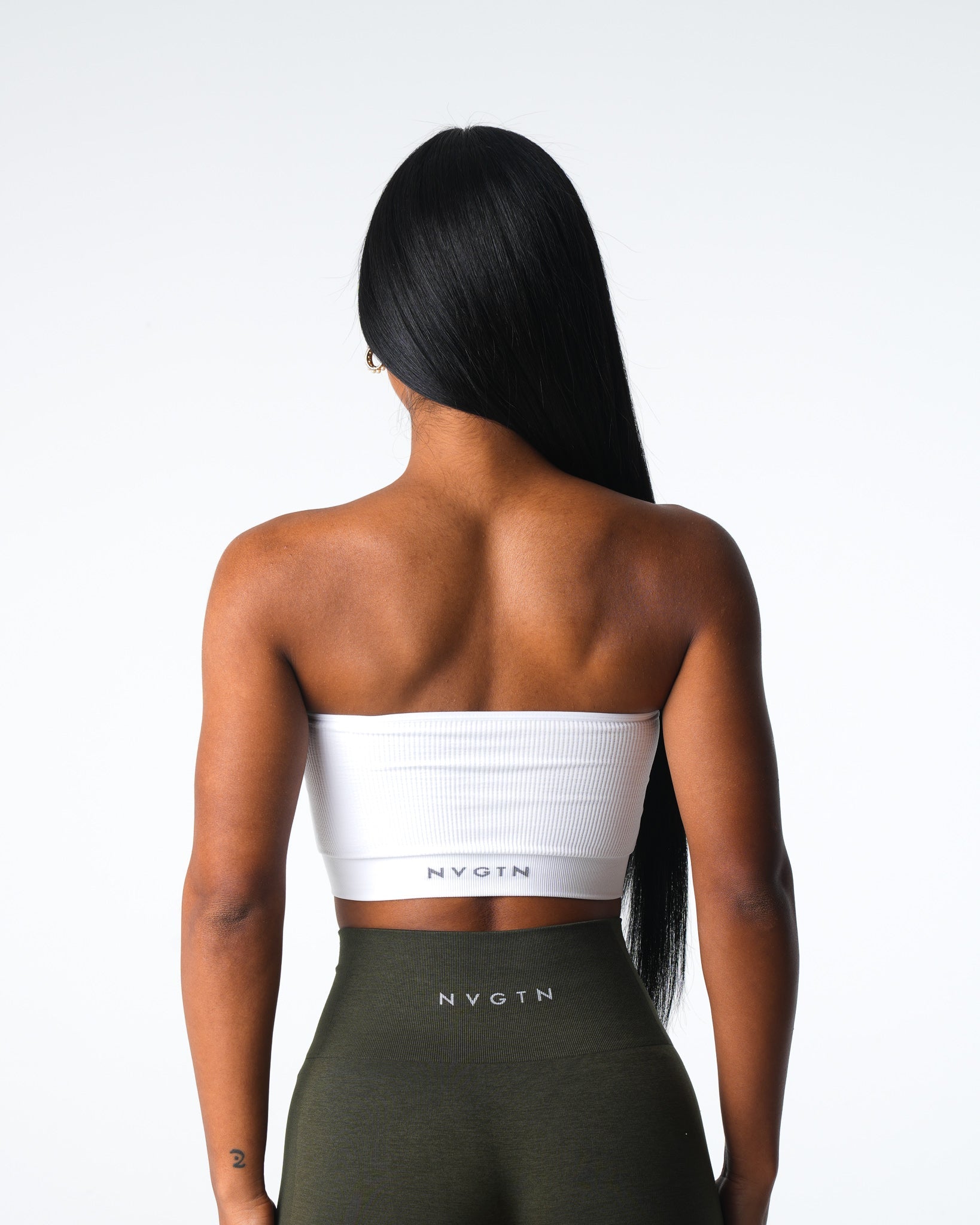 Women White Conquer Ribbed Seamless Bra - NVGTN
