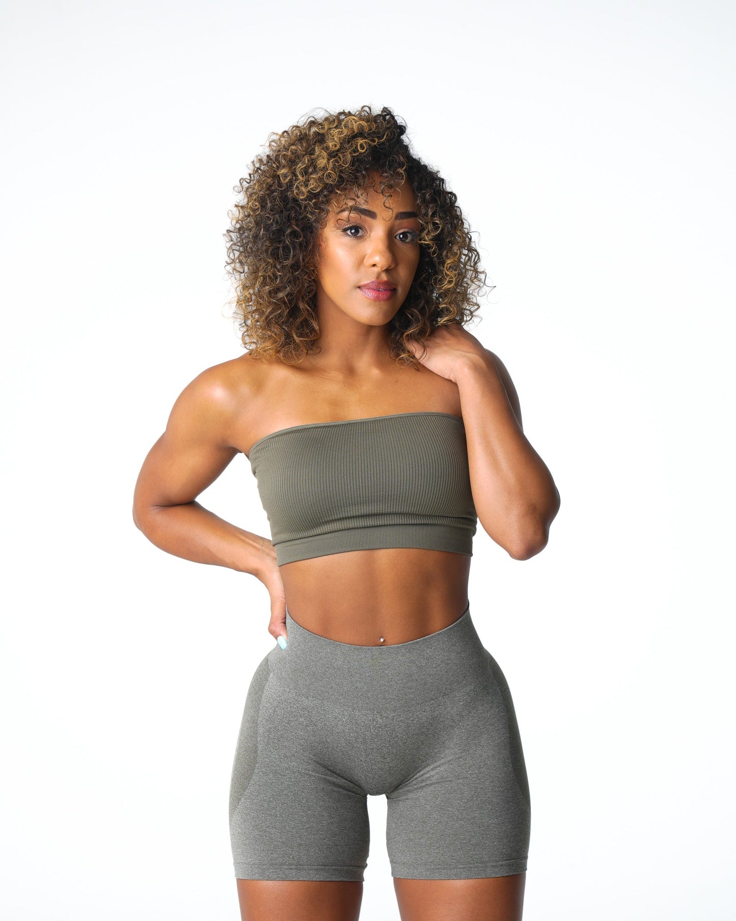 Women Khaki Green Conquer Ribbed Seamless Bra - NVGTN