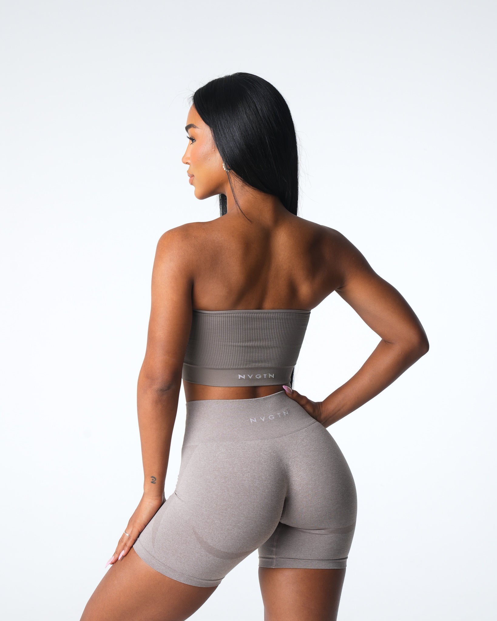 Women Taupe Conquer Ribbed Seamless Bra - NVGTN