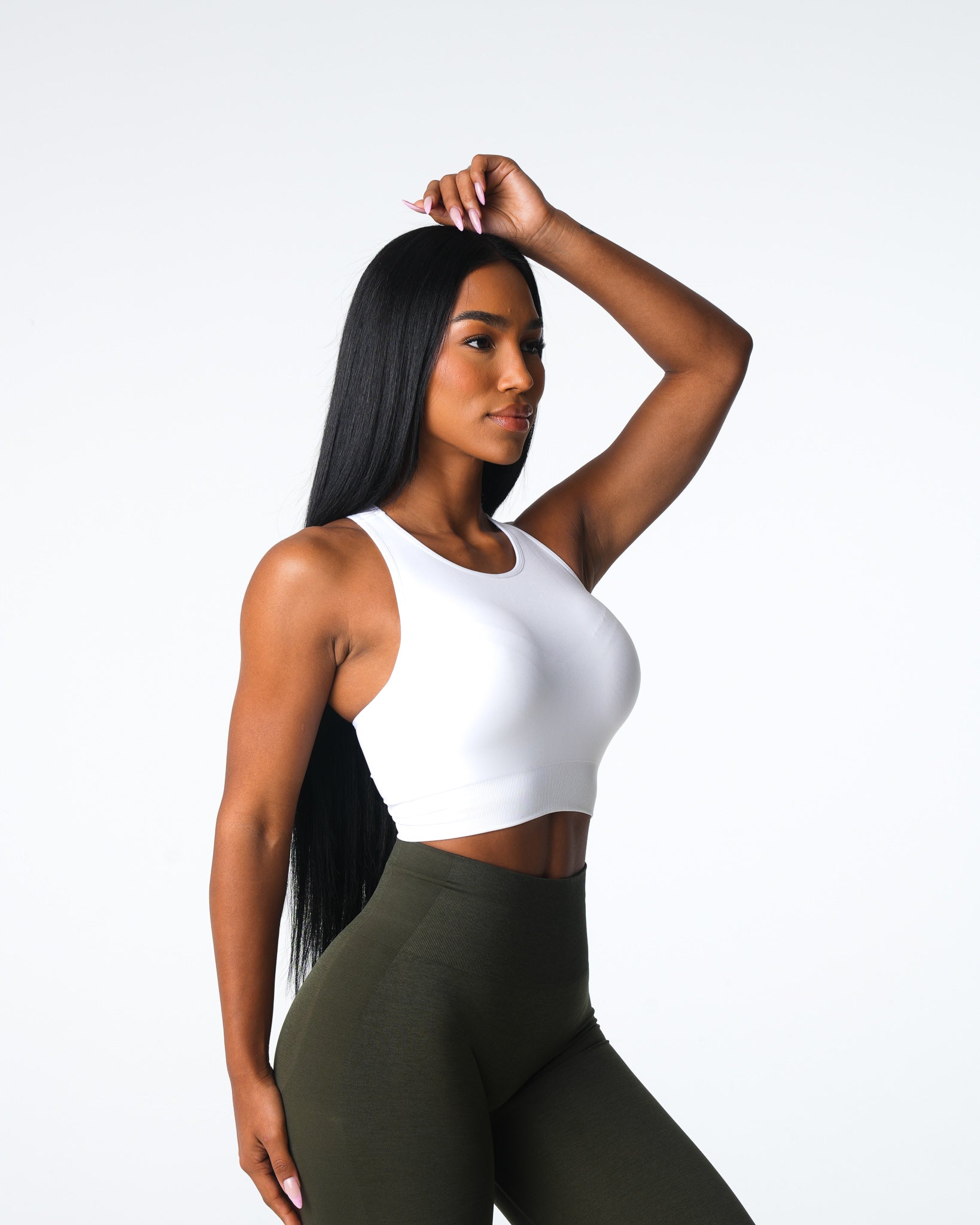Women White Resilience Seamless Bra - NVGTN